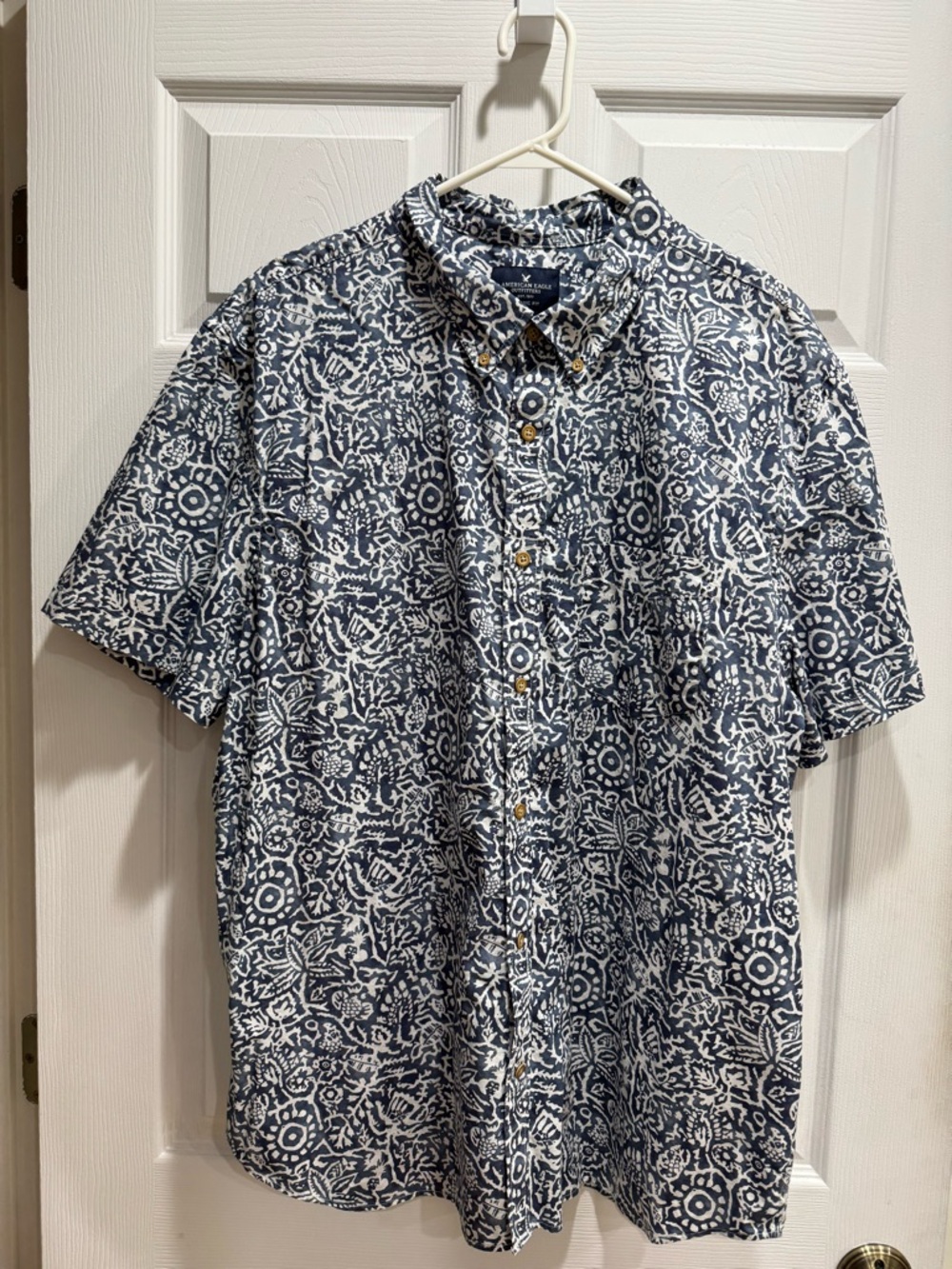 American Eagle Outfitters Navy & White Short-Sleeve Printed Button-Up